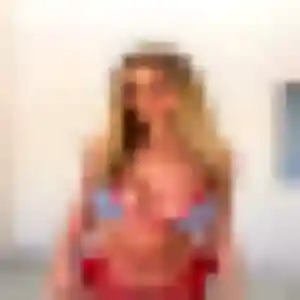 Photo de Sylviane à Arradon (31 ans) - rencontre libertine gratuit