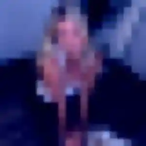 Photo privée de Zineb, 21 ans à Auray - plan discret