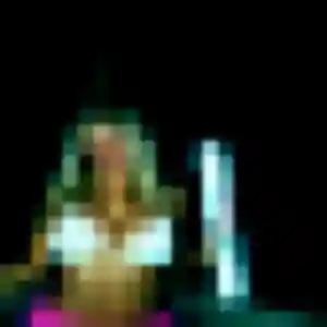 Aurore, 37 ans, connectée à Bain-de-Bretagne pour un rencontre libertine