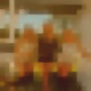 Helena, femme de 30 ans propose rencontre libertine à Bouaye