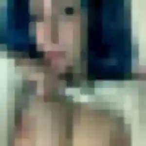 Photo perso de Kenza, 23 ans à Bouguenais - plan discret