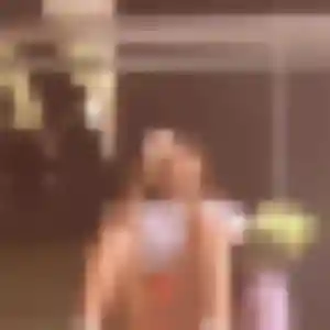 Photo de Elvire à Changé (27 ans) - rencontre libertine gratuit
