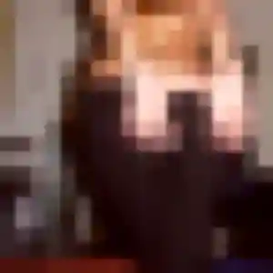 Meriem, 23 ans, connectée à Châtelaudren-Plouagat pour une rencontre coquine