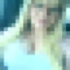 Francine, 21 ans, dispo pour rencontre libertine à Chaumes-en-Retz
