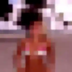 Capucine, 35 ans, connectée à Dinard pour une rencontre coquine