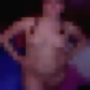 Irene, 32 ans, dispo pour rencontre libertine à Goven
