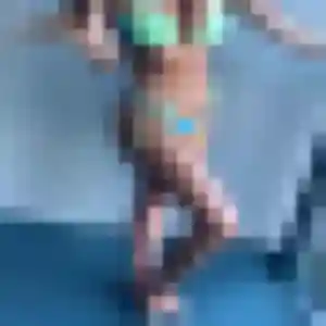 Belle Zineb, 19 ans à Les Garennes sur Loire - voir sa photo