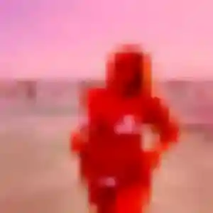 Sexy Alienor, 21 ans à Longué-Jumelles - voir sa photo