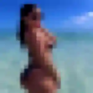 Heloise, 35 ans, connectée à Montauban-de-Bretagne pour une rencontre coquine