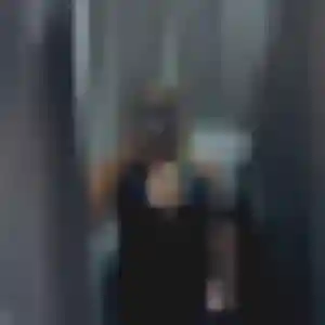 Photo de Laurence à Noyal-Châtillon-sur-Seiche (43 ans) - rencontre libertine anonyme