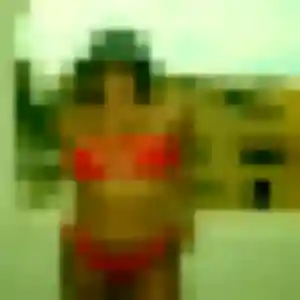Oriane, femme de 43 ans propose rencontre libertine à Pléneuf-Val-André