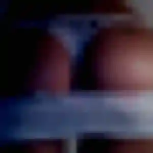 Odette, 27 ans, cherche un rencontre libertine à Ploumagoar