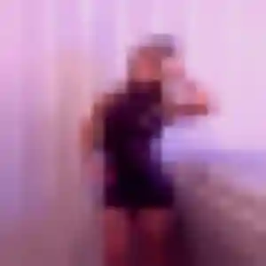 Photo de Estelle à Pontchâteau (27 ans) - rencontre libertine discret
