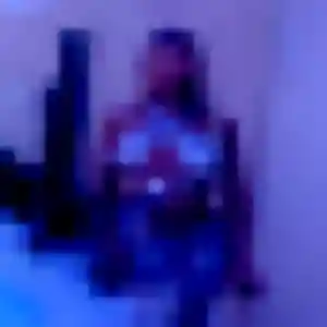 Julie, 33 ans, dispo pour rencontre libertine à Sarzeau