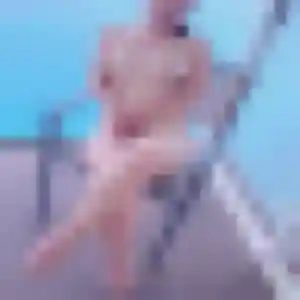 Rencontre Nadine, 19 ans à Sarzeau gratuitement