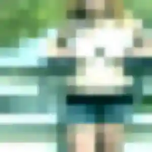 Flore (21 ans) à Saumur cherche une rencontre rapidement