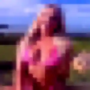 Contacte Cecile, 30 ans à Scaër en privé