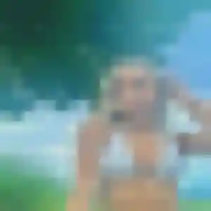 Rejoins Elena, 19 ans à Trégueux gratuitement